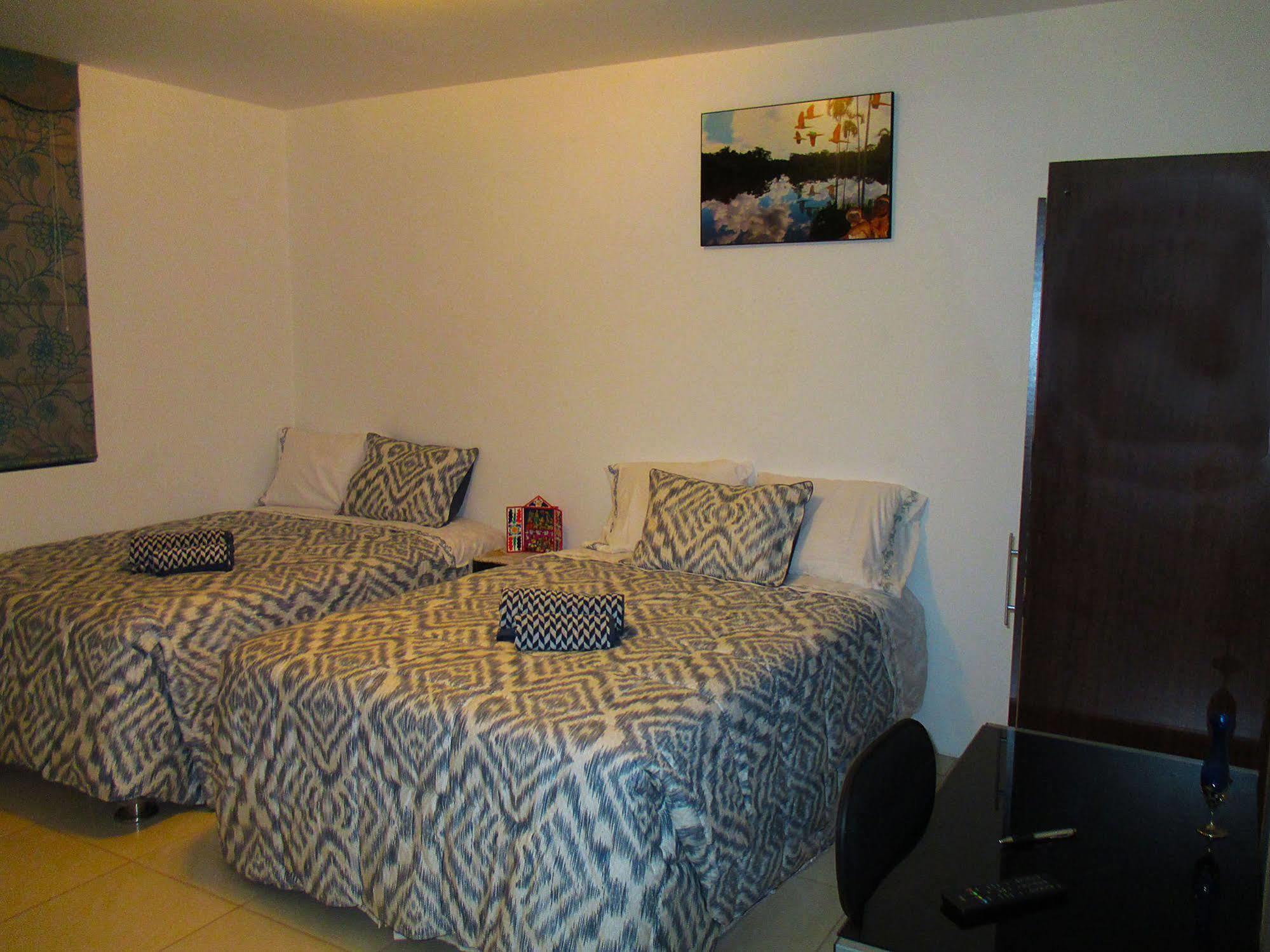 Magicperu Apart Hotel Trujillo Buitenkant foto