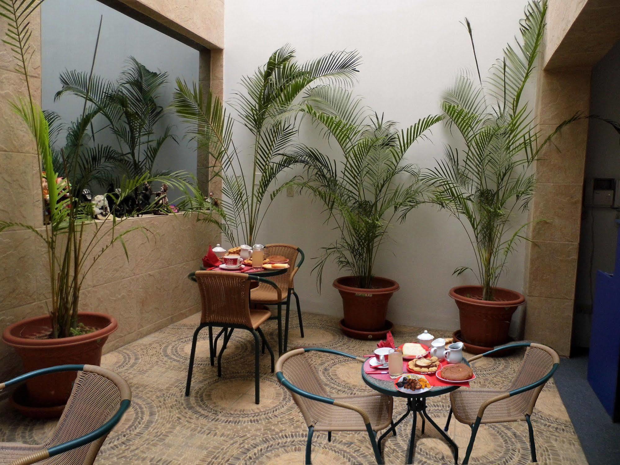 Magicperu Apart Hotel Trujillo Buitenkant foto